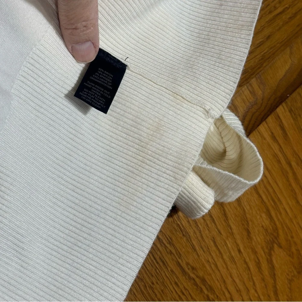 White‎ House Black Market Rose Trim Ivory Cardigan Sweater Jacket Size L